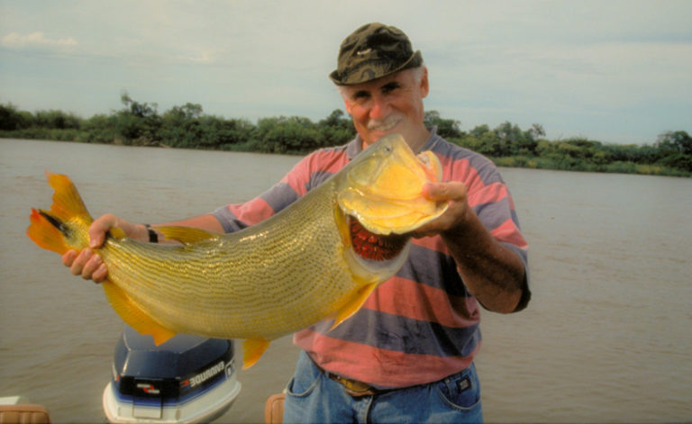 La Fiesta Nacional del Dorado en Paso de la Patria