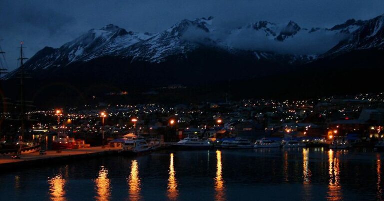 FIESTA NACIONAL LA NOCHE MAS LARGA DEL AÑO EN USHUAIA